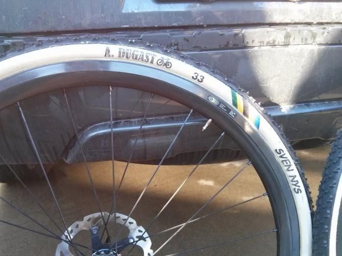 These sidewalls won't see much action with the switch to disc brakes