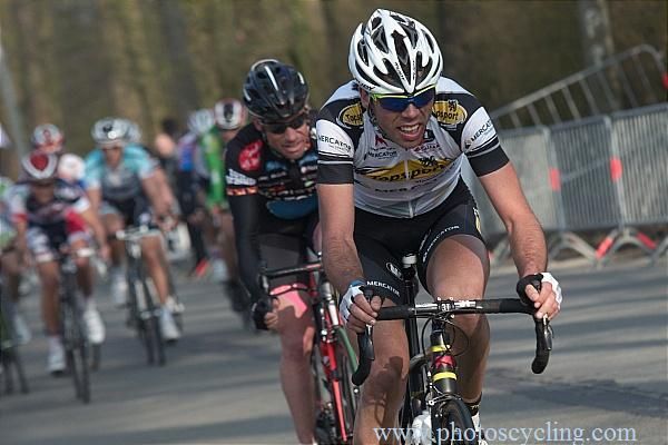 Pieter Jacobs attacks in the last lap