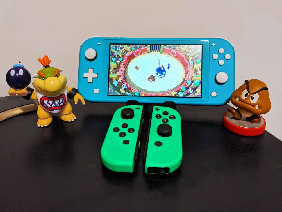 Can the switch lite use a pro controller Clearance