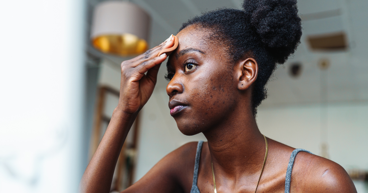 Ziip Dot Microcurrent Tool Reviewed By A Spot-Prone Beauty Editor | Marie Claire UK