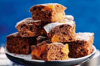 Slimming World's chocolate and apricot brownies