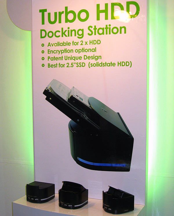 Docking Station and Hub Reviews, Analysis and Buying Guides Page 6