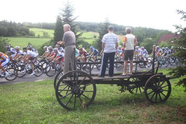 A wagon's eye view of the Tour of Poland peloton.