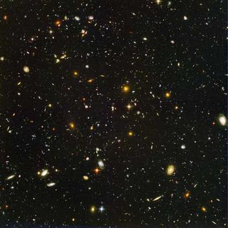 Hubble Spots 500 Galaxies in Early Universe