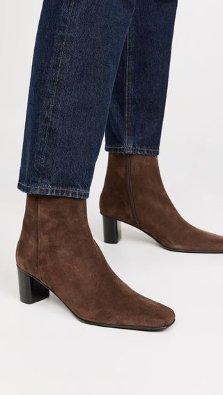 Praia Walnut Suede Boots