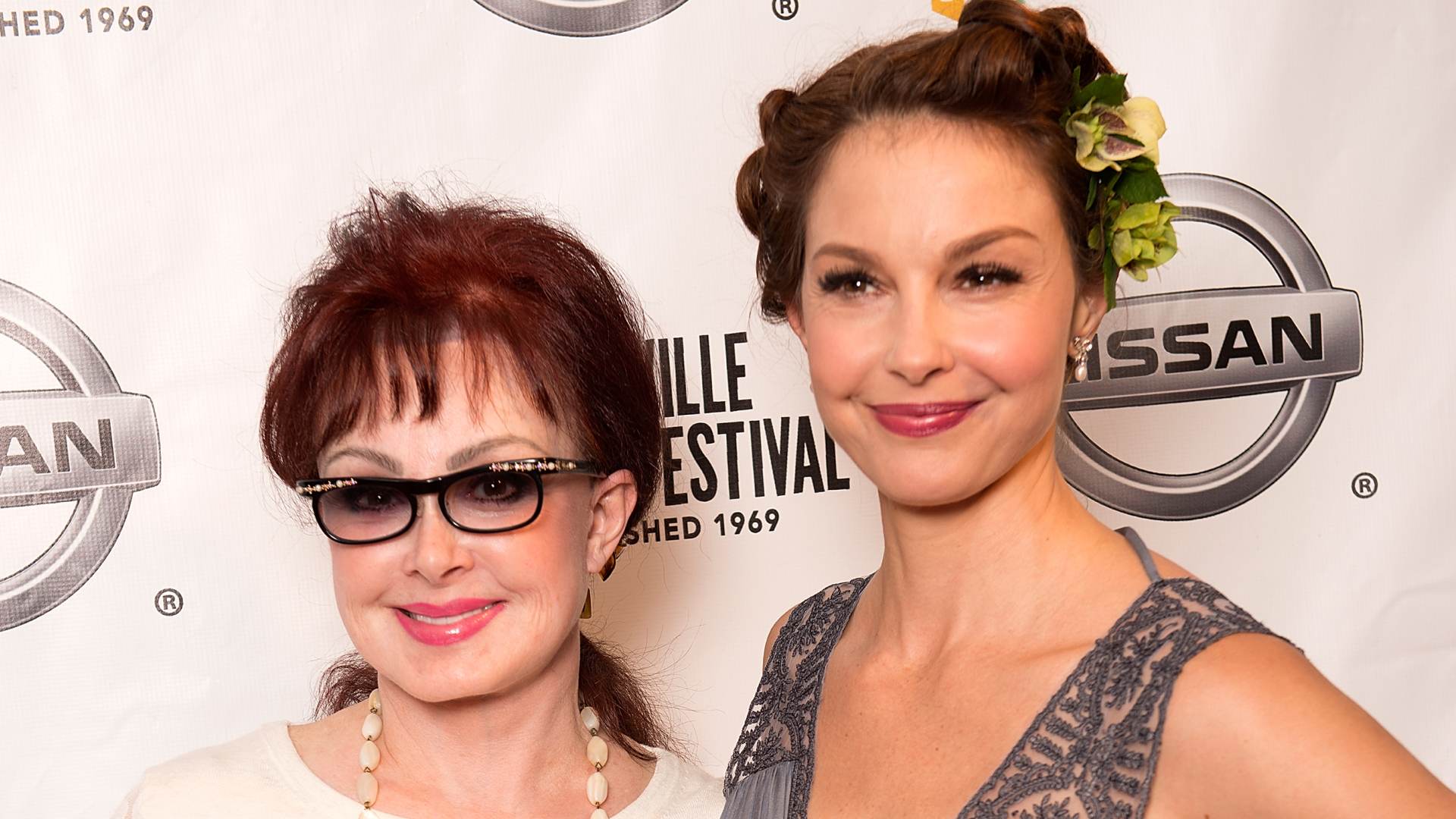 Ashley Judd Says an “Undiagnosed” Mental Illness “Stole” Her Mom Naomi Judd  | Marie Claire