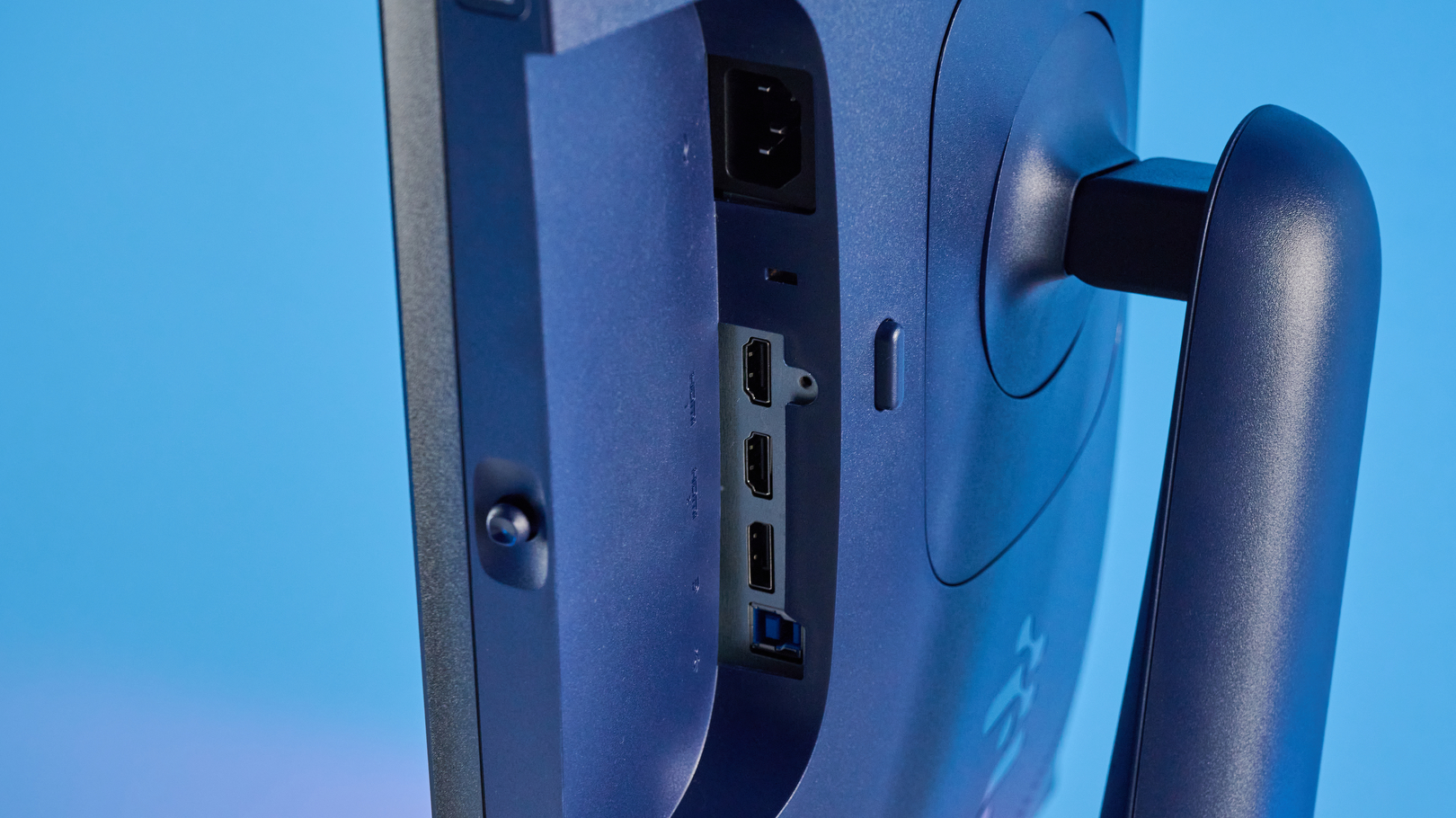 An Alienware AW2525HM monitor