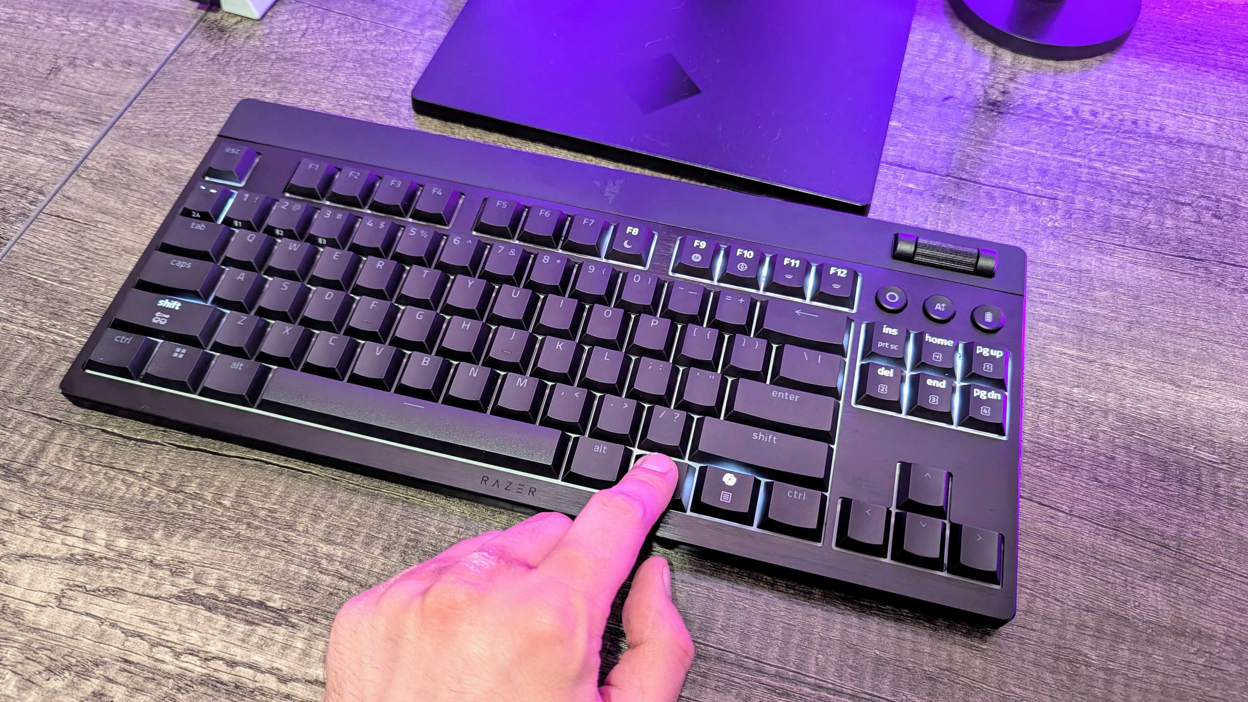 Image of the Razer BlackWidow V4 Low-Profile HyperSpeed wireless gaming keyboard.