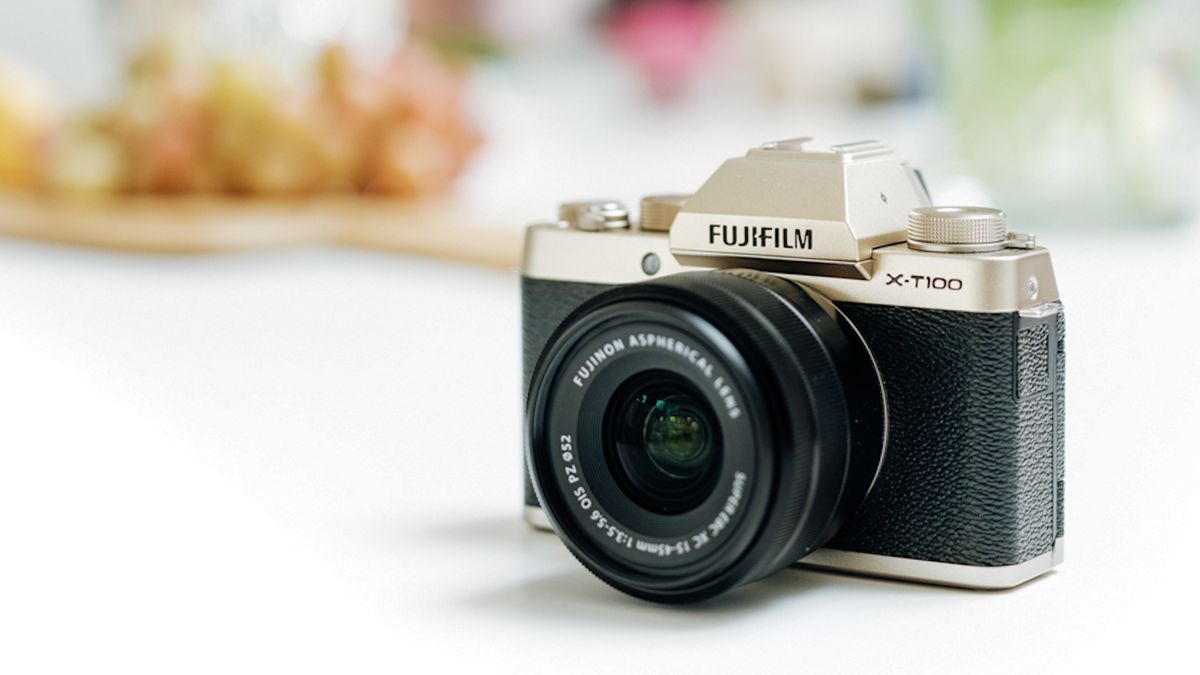 Fujifilm x-t200 Gold Silver