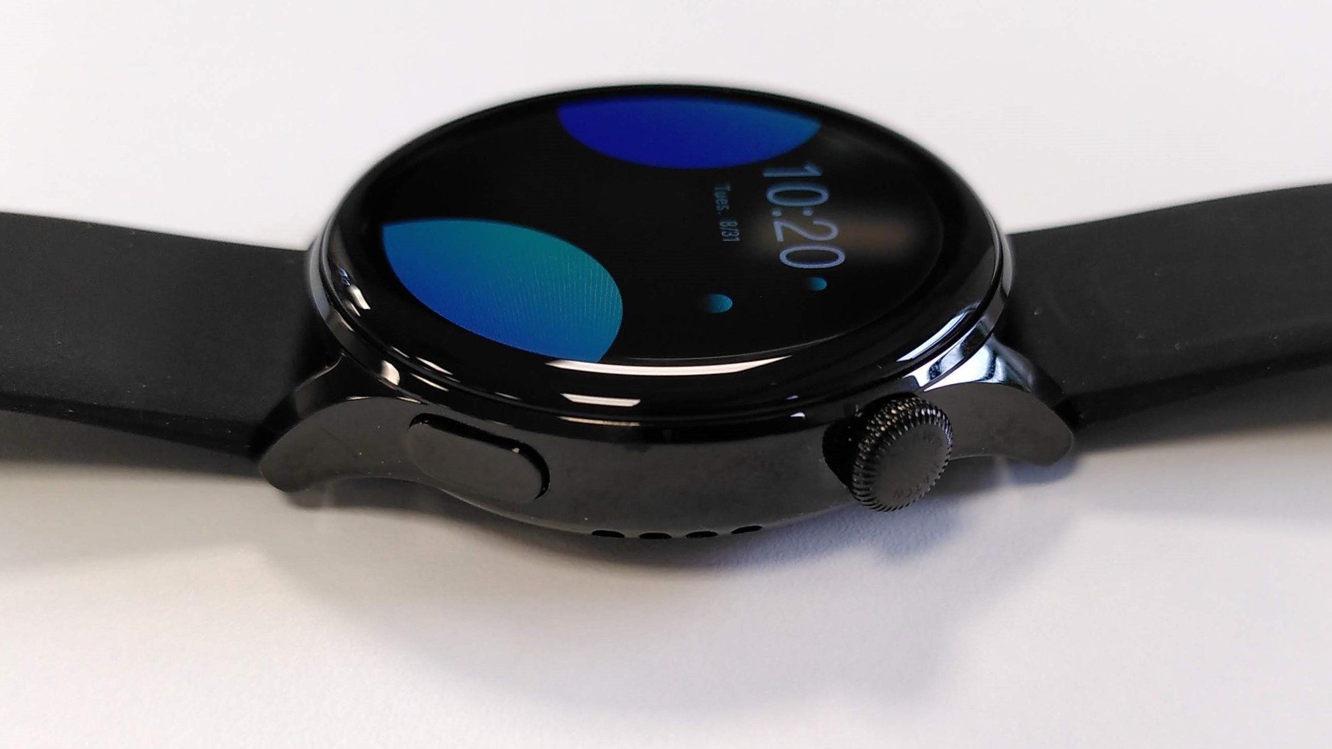 Huawei Watch 3 side profile, showing crown and button