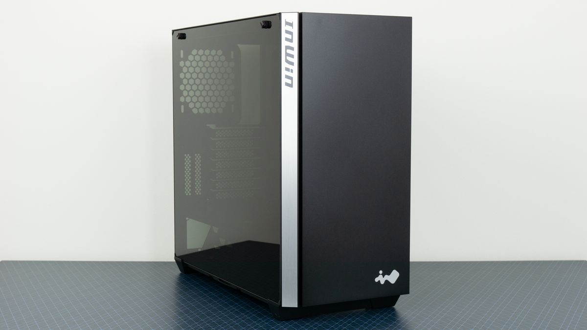 InWin 216