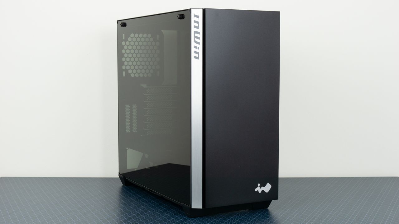 InWin 216