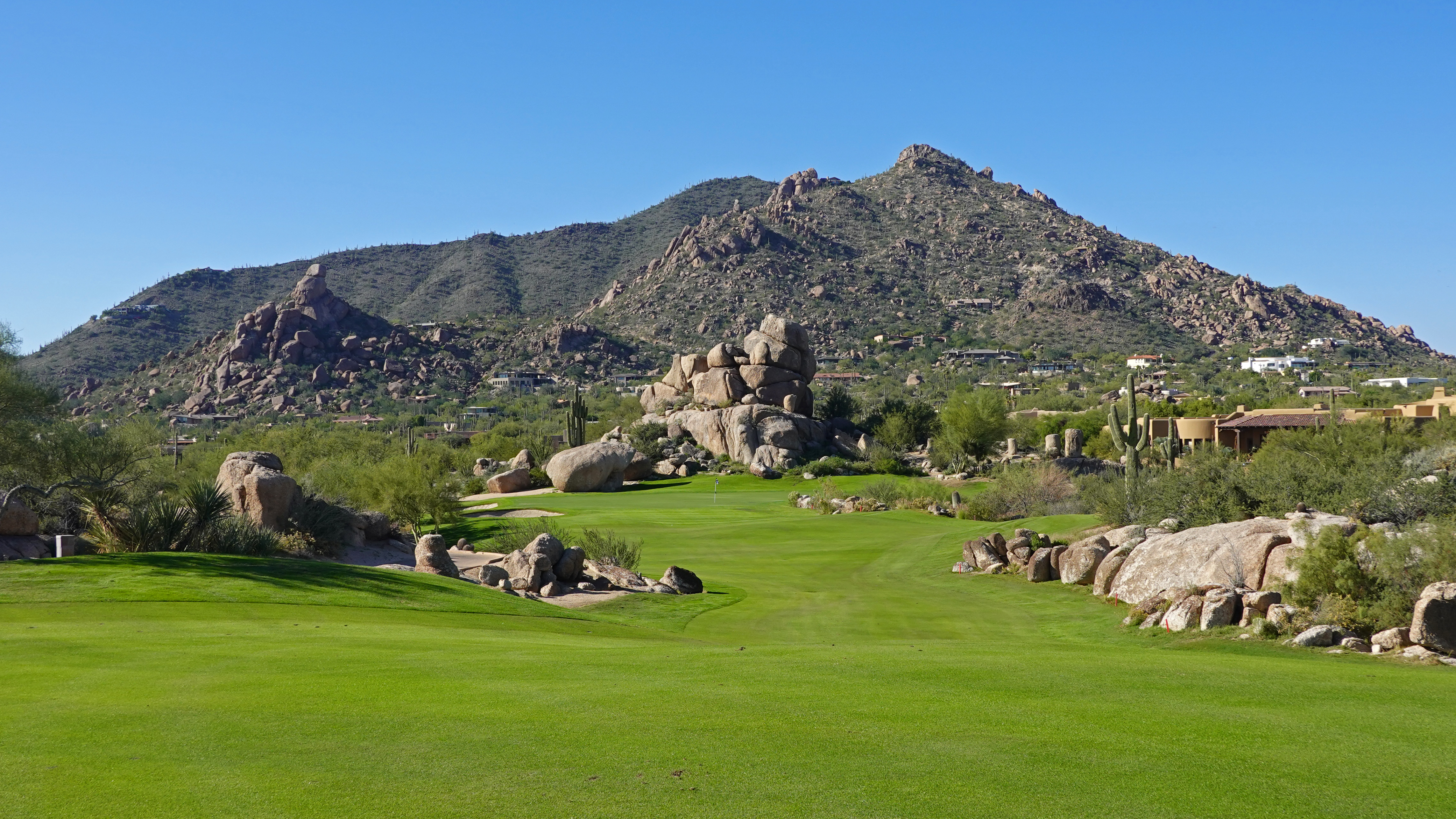 Boulders - South - Hole 1 - RS