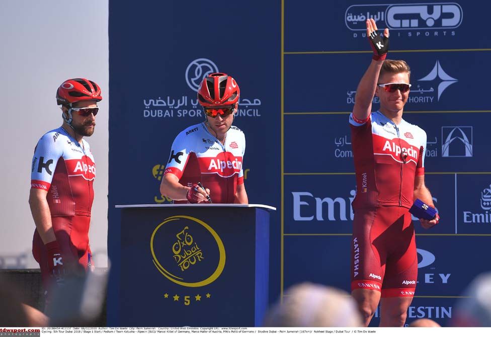 Marcel Kittel (Katusha-Alpecin) waves to the crowd