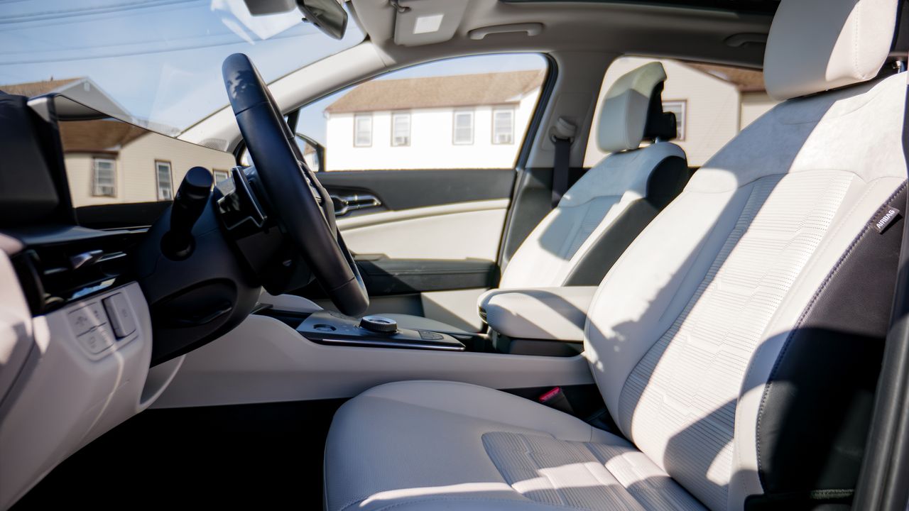 2026 Kia Sportage Hybrid review.