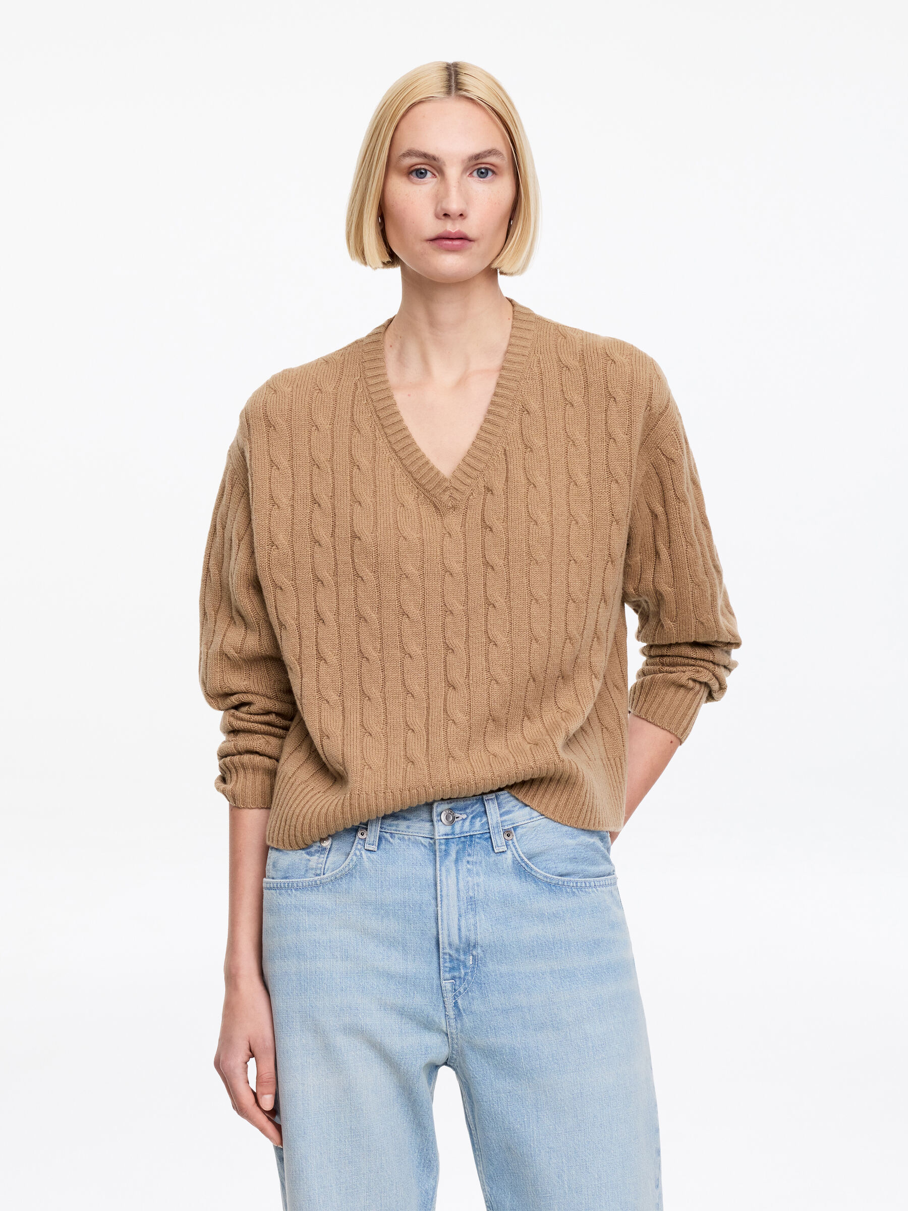 Pure Cashmere V-Neck Jumper &amp;ndash; Beige &amp;ndash; Women &amp;ndash; Arket Gb