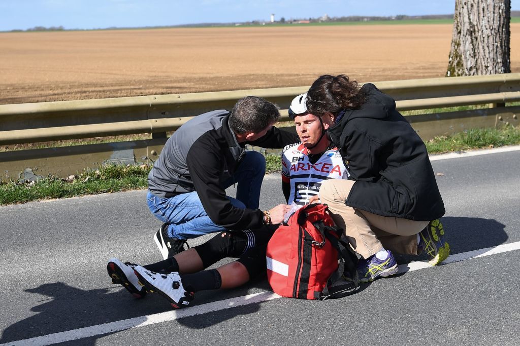 Bram Welten (Arkea-Samsic) crashed