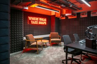 Amplitube podcast studio at Beton by Spacemade