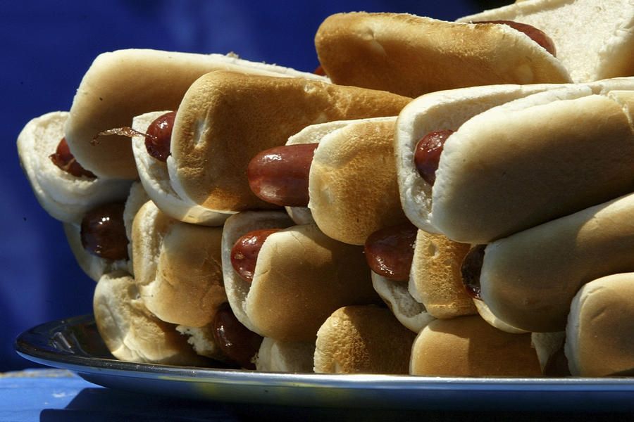 Court: Royals fan hit by hot dog gets new trial