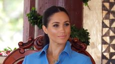 NUKU'ALOFA, TONGA - OCTOBER 26: Meghan Markle, Duchess of Sussex at Tupou College on October 26, 2018 in Nuku'alofa, Tonga. The Duke and Duchess of Sussex are on their official 16-day Autumn tour visiting cities in Australia, Fiji, Tonga and New Zealand. (Photo by Chris Jackson/Getty Images)