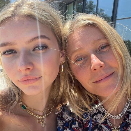 Gwyneth Paltrow wears a shirtdress in Italy 
