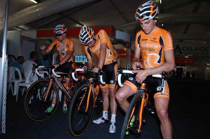 Euskaltel-Euskadi ready to battle the heat of Adelaide ahead of Down Under