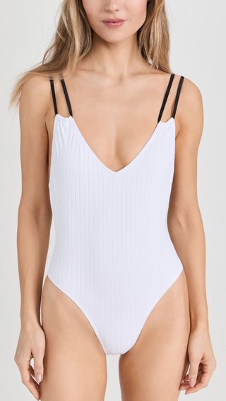 The Lynn One Piece