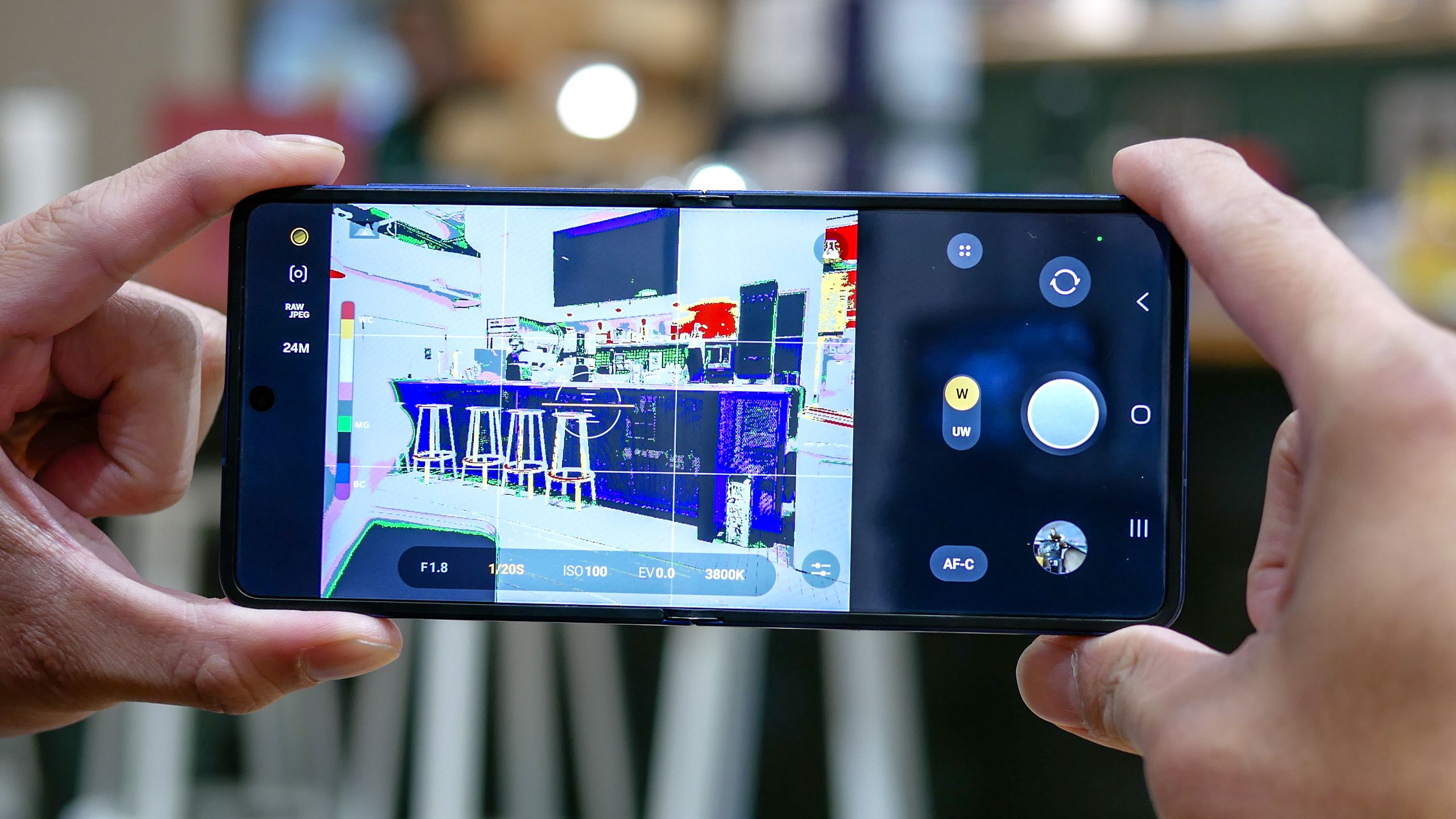 Samsung Galaxy phones have a hidden camera mode — and it’s totally transformed my photos