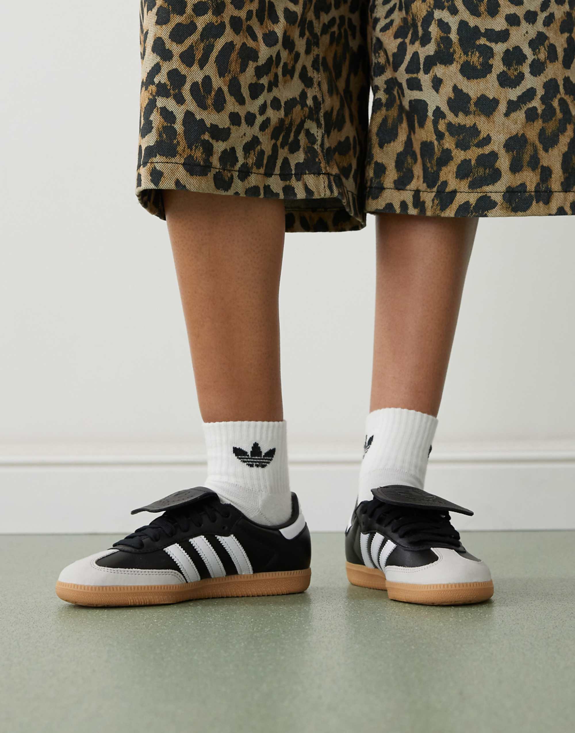 Adidas Originals Samba Lt Trainers in Black