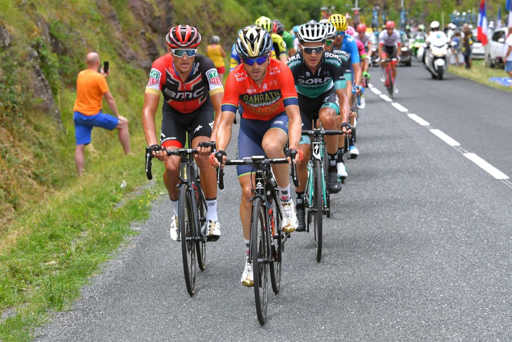 Ion Izaguirre ride sin the breakaway during stage 15