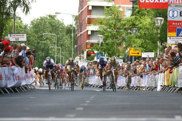 Danilo Napolitano (Team Katusha), Greg Henderson (Team Columbia-Highroad), Andr&egrave; Greipel (Team Columbia-Highroad) and Tom Boonen (Quick Step), L-R, have 60 metres to go in stage two.