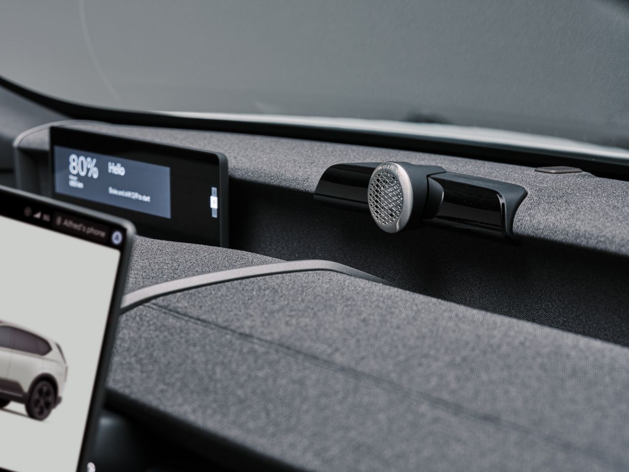 Inside the Volvo EX60 Cross Country