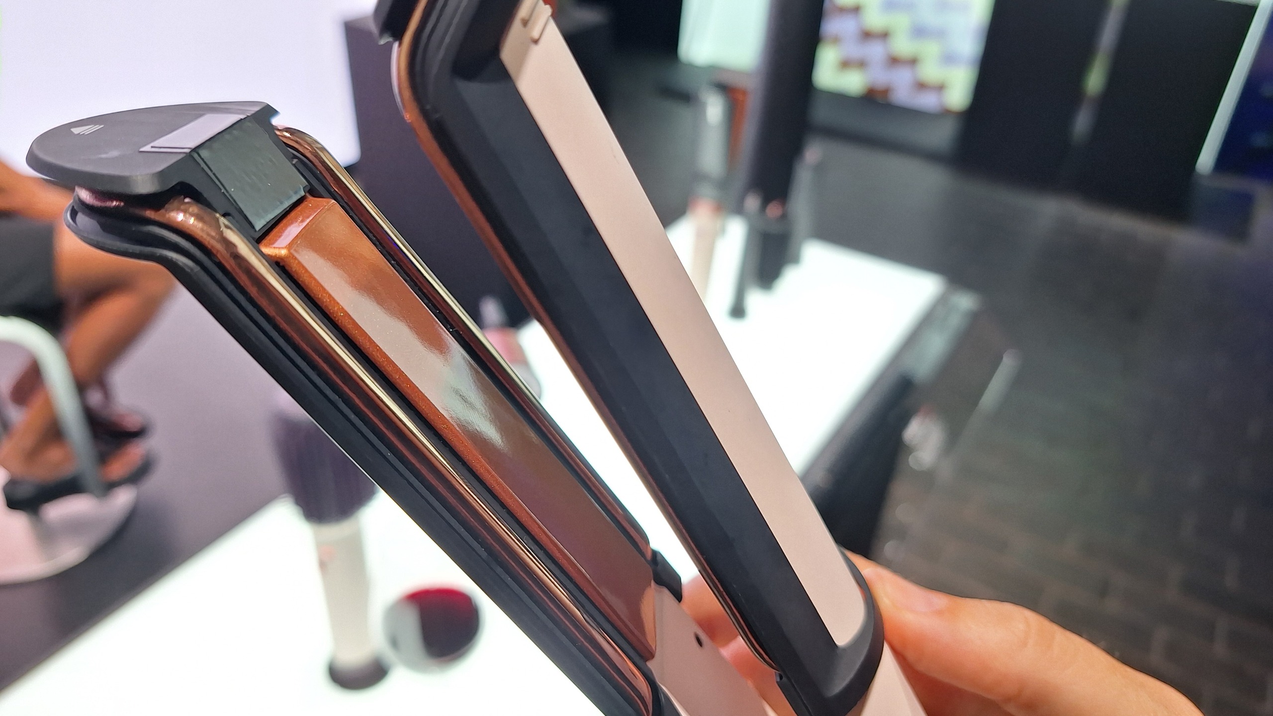 Close up of Dyson Corrale CoolShine straightener plates