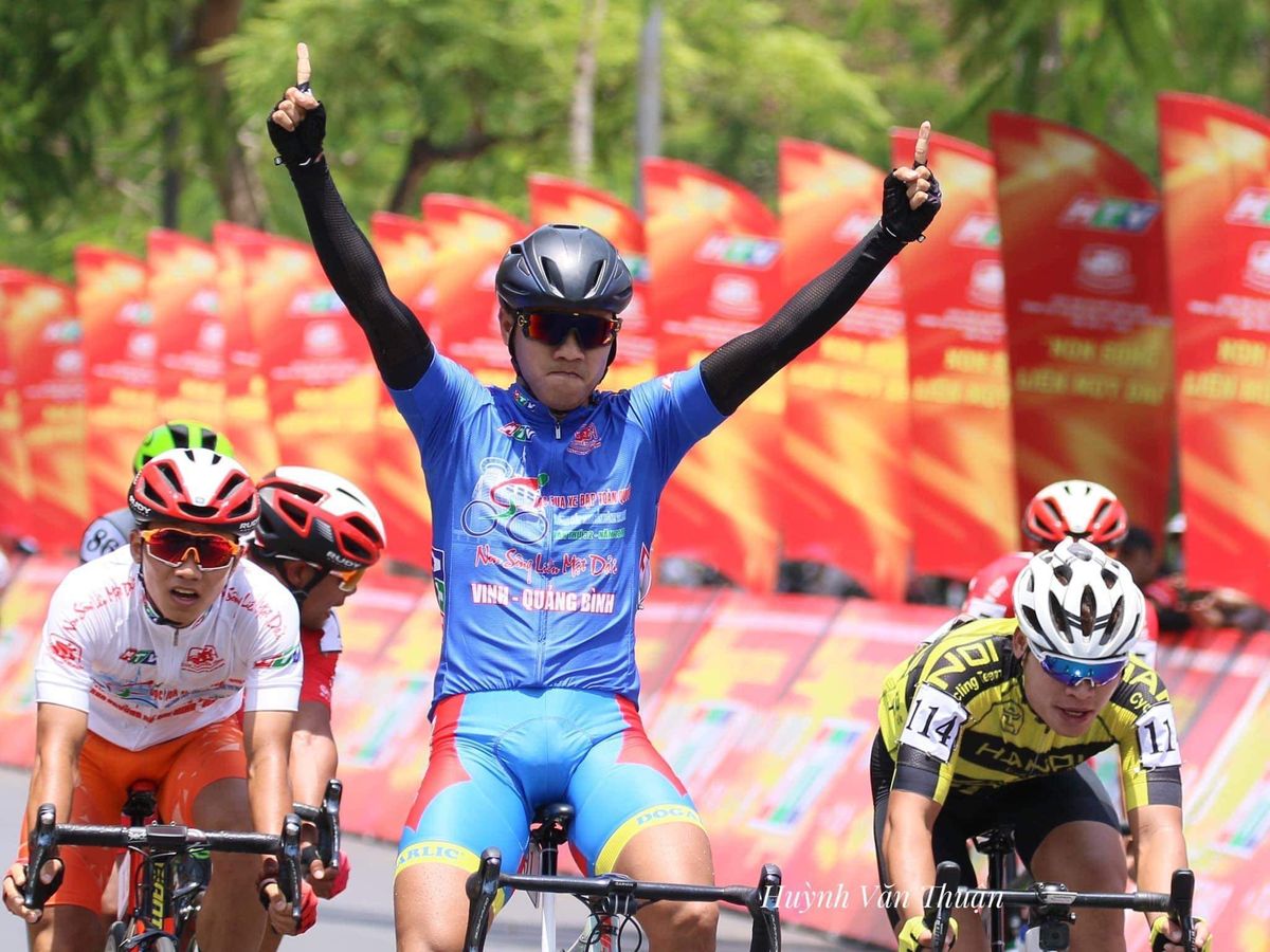 Nguyen Tan Hoai of the Domesco team claimed his second stage win on day 3 of the HTV Cup in Vietnam