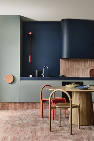 kitchen color schemes dark blue walls green cabinets
