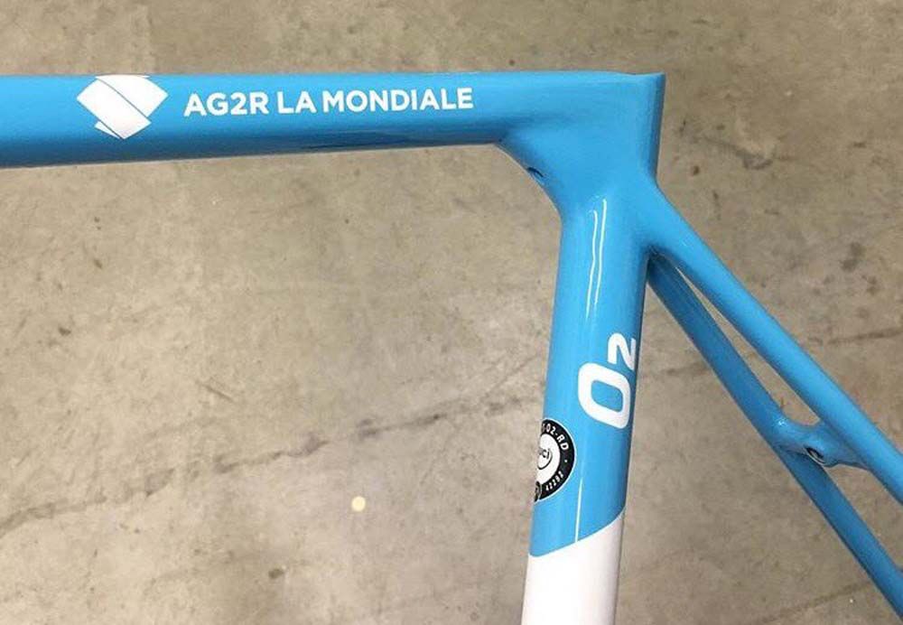A detail of the Factor O2 frame