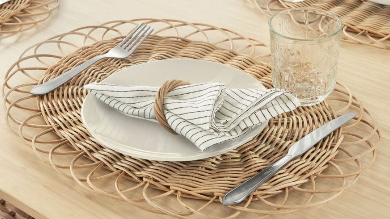 Rattan placemats