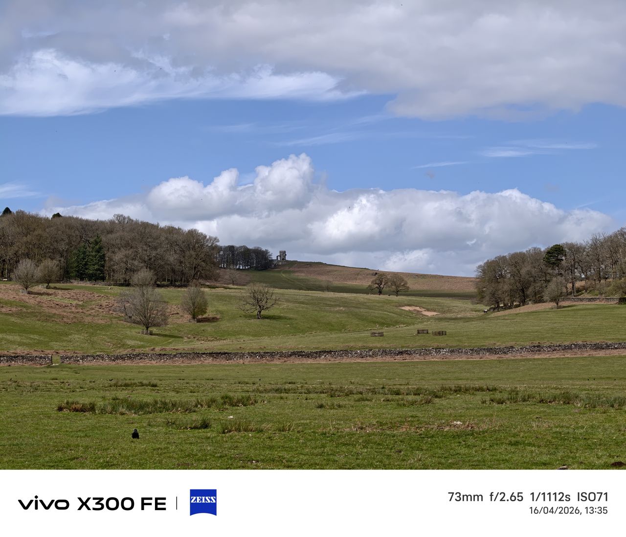 Photo samples from the Vivo X300 FE phone