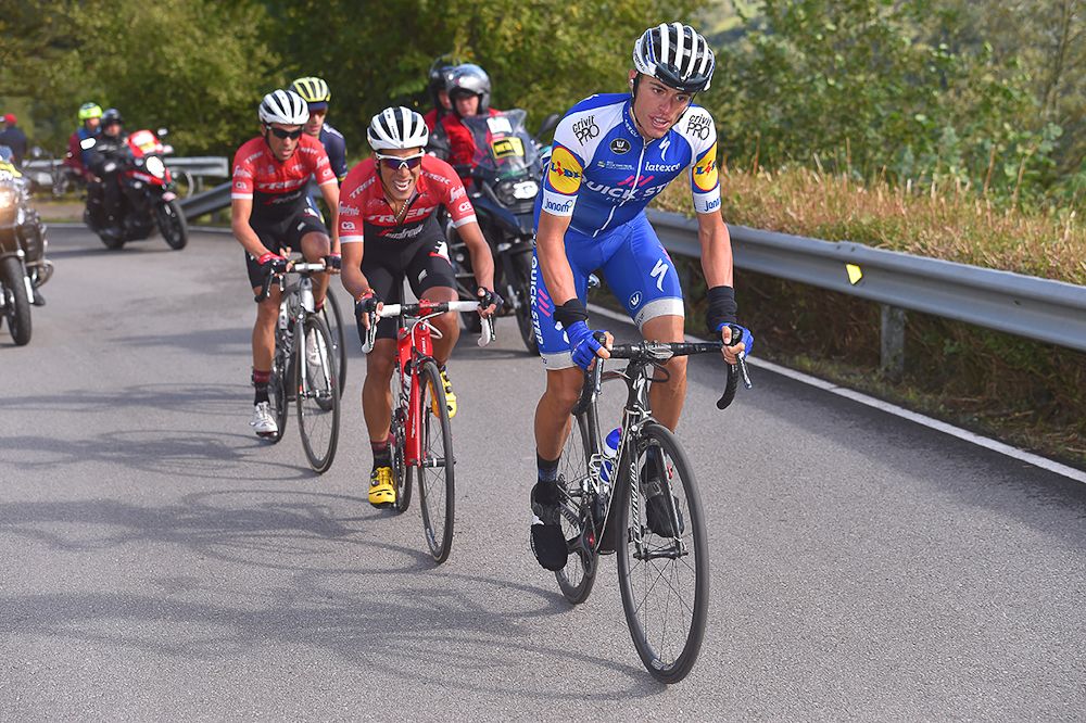 Enric Mas leads Jarlinson Pantano and Alberto Conatdor