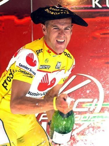 Zaballa lets loose on the podium