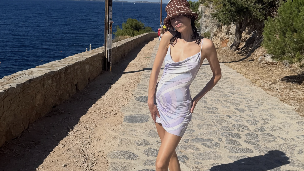 Forget Flip-Flops—Alexa Chung Just Confirmed This Divisive Style Is Summer's Next It Shoe