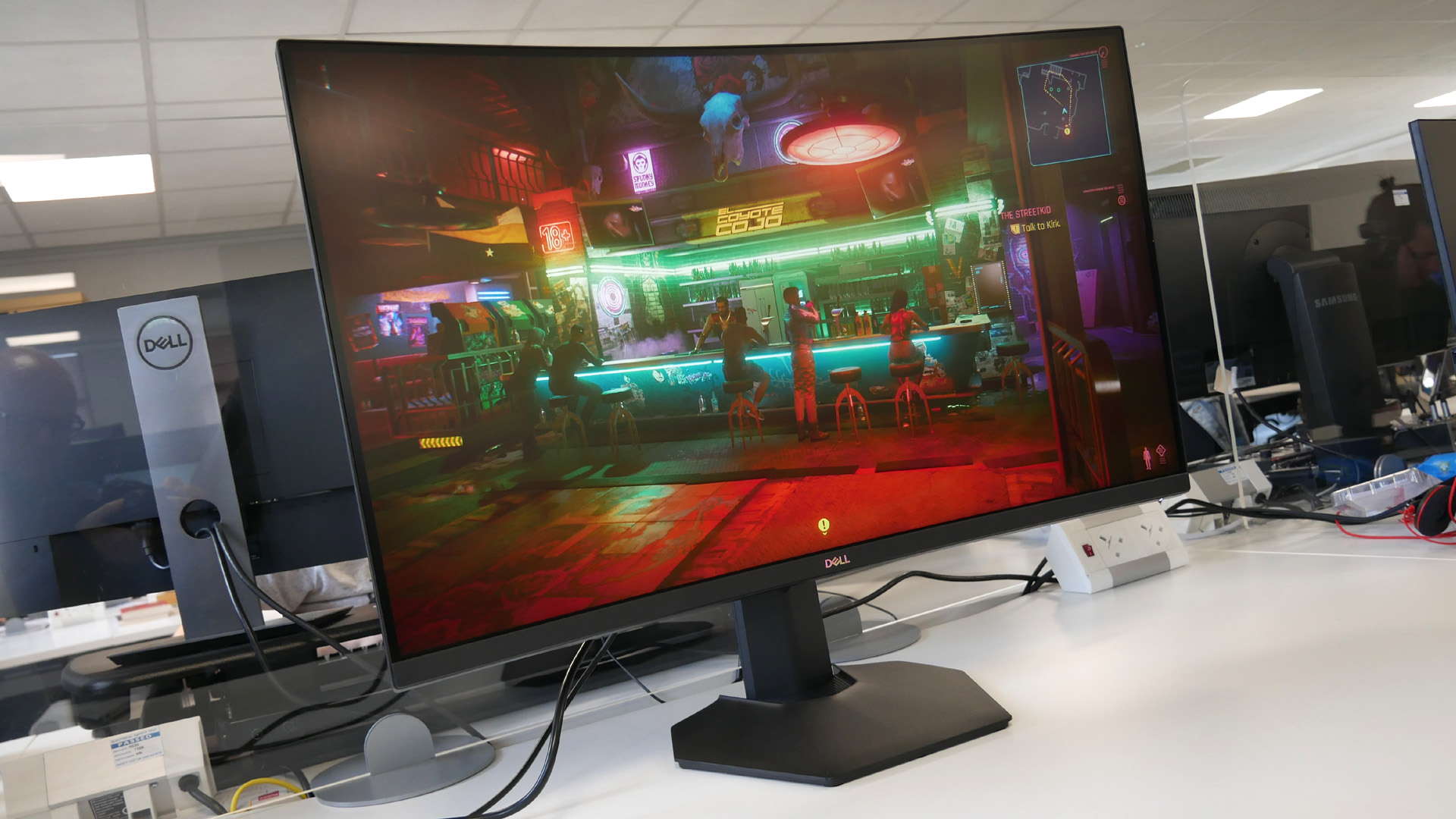 Dell S3222DGM gaming monitor