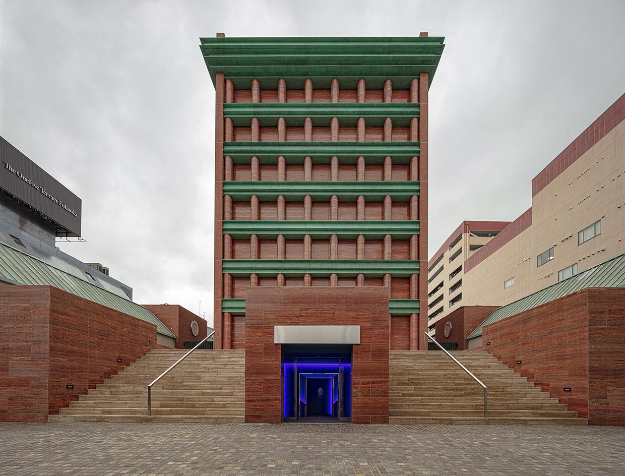 Hero exterior of Hotel Il Palazzo in Fukuoka