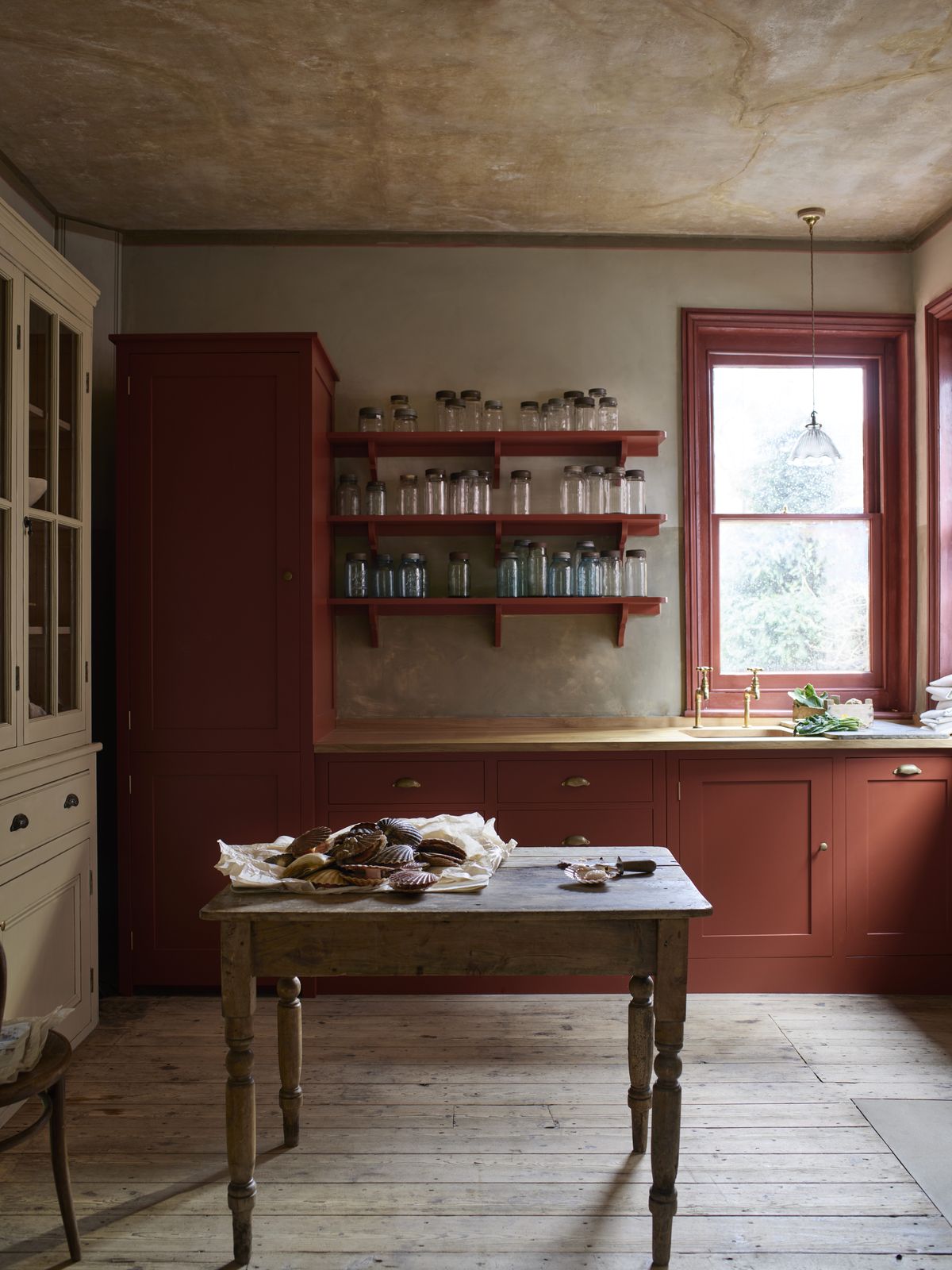 Red Kitchen Ideas 10 Ways To Use This Bold Shade Elegantly Homes Gardens