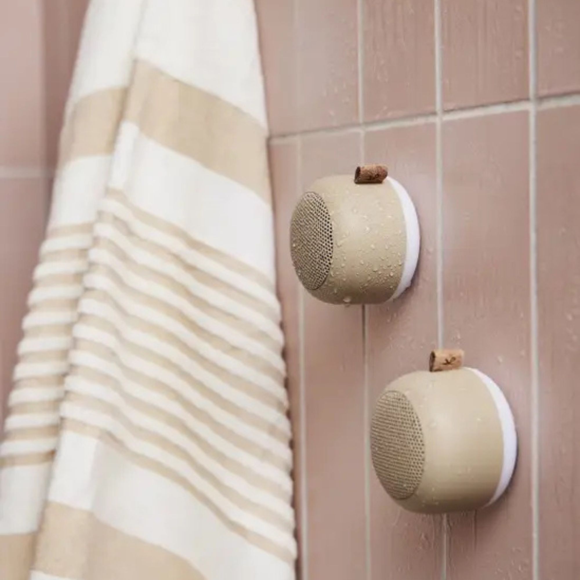 Kreafunk, aLIGHT Bluetooth Speaker &amp;amp; Lamp in Ivory Sand