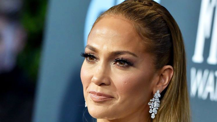 Jennifer Lopez Expertly Avoided a Question About Ben Affleck | Marie Claire