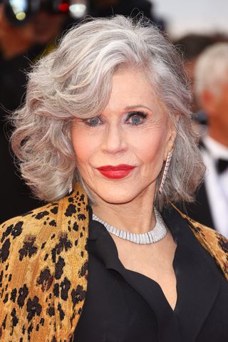 gray hair - jane fonda