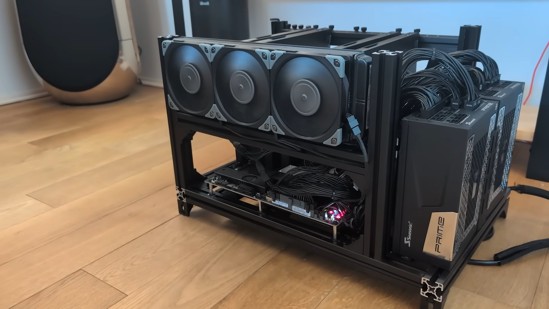 PewDiePie&#039;s mini data center housing 10 GPUs