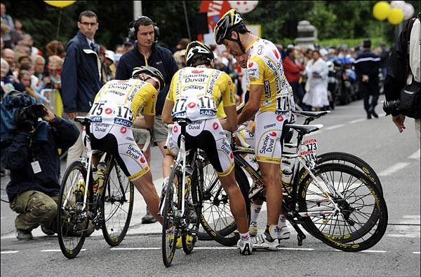 Saunier rider discuss the events as they unfolded.