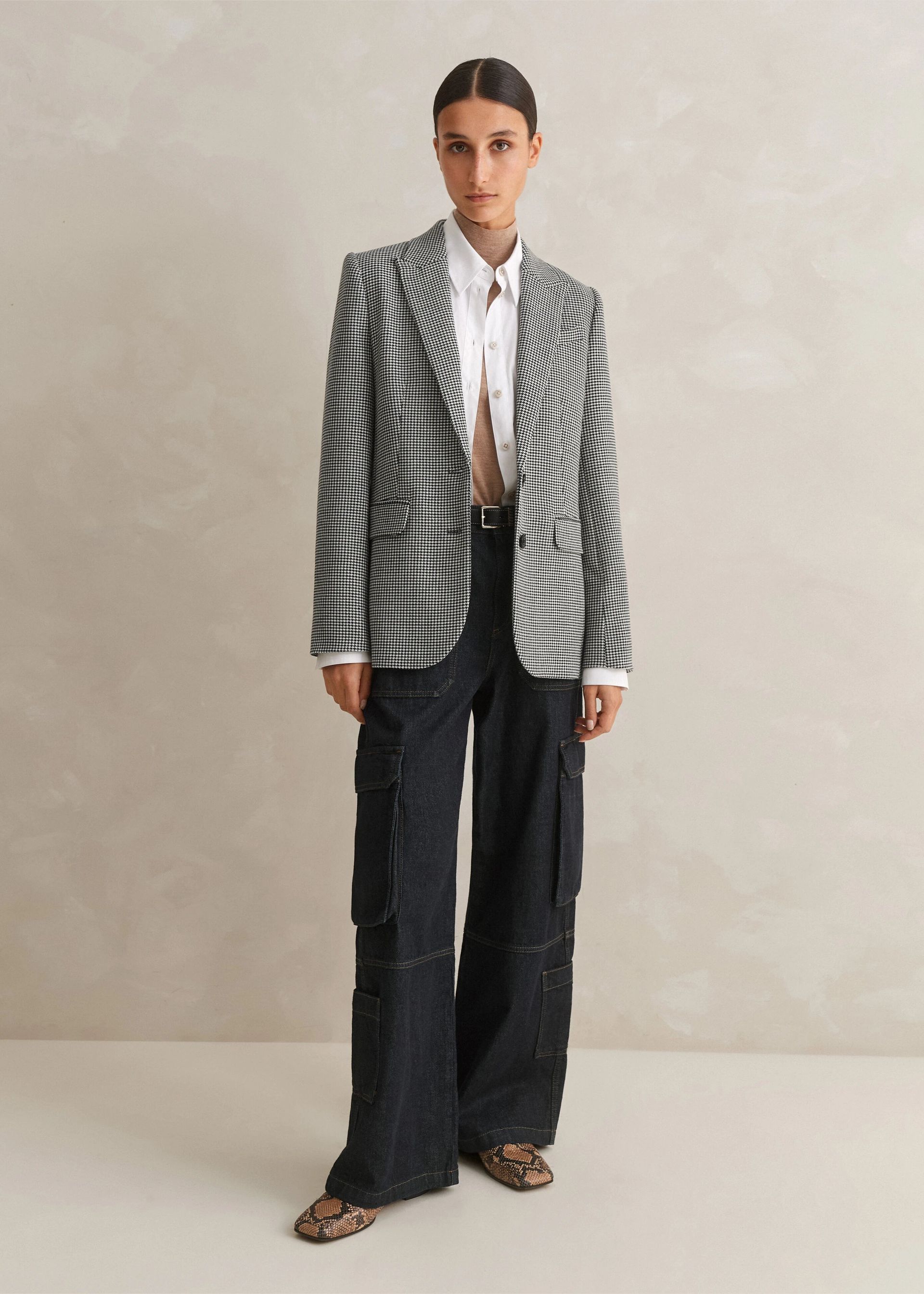 Houndstooth check blazer outfit